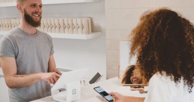 Best cash back credit cards 2026 — earning maximum rewards on everyday purchases like groceries, gas, and dining