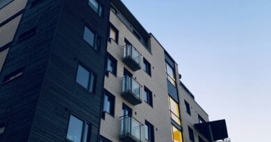REITs vs Rental Properties vs Crowdfunding: Which Wins?