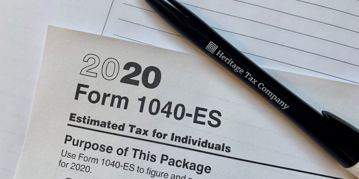 invest tax refund form 1040-ES and pen